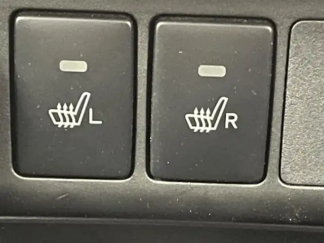 トヨタ ルーミー カスタムG－T 群馬県 2018(平30)年 4.4万km ブラックマイカ/マゼンダベリーメタリック 純正７インチナビ　全方位カメラ　衝突軽減システム　クルーズコントロール　横滑り防止　レーンアシスト　LEDライト　フォグライト　スマートキー　プッシュスタート　純正アルミホイール　禁煙車