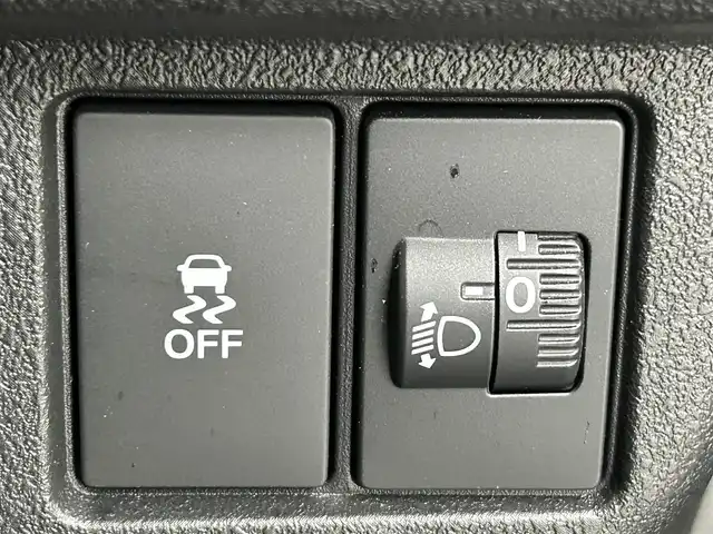 ホンダ Ｎ ＢＯＸ カスタム ターボ 熊本県 2023(令5)年 2.6万km クリスタルブラックパール 禁煙車　/純正ナビVXM-245ZFEi（ＡｐｐｌＣａｒＰｌａｙ・ＡｎｄｒｏｉｄＡｕｔｏ・ＢＴ・フルセグ・ＵＳＢ）/バックカメラ　/純正前後ドライブレコーダー　/レーダークルーズコントロール/ビルトインＥＴＣ　/両側パワースライドドア　/前後クリアランスソナー/衝突軽減ブレーキ/レーンキープアシスト/路外逸脱制御機能/踏み間違い衝突軽減システム/パーキングセンサー警報/横滑り防止/アイドリングストップ/前席シートヒーター/ハーフレザーシート/純正フロアマット/純正１５インチAW/オートライト/LEDヘッドライト/スマートキー/プッシュスタート