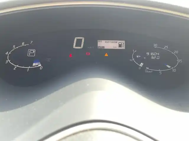 日産 セレナ ハイウェイスター Sハイブリッド 大阪府 2014(平26)年 9.2万km ブリリアントホワイトパール (株)IDOMが運営する【じしゃロン東大阪店】の自社ローン対象車両になります。こちらは現金ご利用時の価格です。/自社ローンご希望の方は別途その旨お申付け下さい。/純正9インチナビゲーション/（フルセグTV/CD/DVD/BT/SD）/アラウンドビューモニター/純正フリップダウンモニター/エマージェンシーブレーキ/ETC/前後コーナーセンサー/アイドリングストップ/左側パワースライドドア/純正16インチアルミホイール/プッシュスタート/スマートキー/スペアキー/純正フロアマット/ドアバイザー/取扱説明書＆保証書