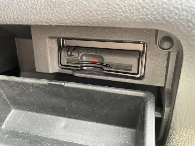 日産 セレナ ハイウェイスター Sハイブリッド 大阪府 2014(平26)年 9.2万km ブリリアントホワイトパール (株)IDOMが運営する【じしゃロン東大阪店】の自社ローン対象車両になります。こちらは現金ご利用時の価格です。/自社ローンご希望の方は別途その旨お申付け下さい。/純正9インチナビゲーション/（フルセグTV/CD/DVD/BT/SD）/アラウンドビューモニター/純正フリップダウンモニター/エマージェンシーブレーキ/ETC/前後コーナーセンサー/アイドリングストップ/左側パワースライドドア/純正16インチアルミホイール/プッシュスタート/スマートキー/スペアキー/純正フロアマット/ドアバイザー/取扱説明書＆保証書