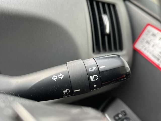 トヨタ プリウス α S チューンブラック 岐阜県 2014(平26)年 10.3万km ホワイトパールクリスタルシャイン 登録時走行距離：102867km/純正SDナビ（NSZT-W62G）/バックカメラ/フルセグテレビ・Bluetoth・CD・DVD/ビルトインETC/レーンキープアシスト/レザーシートカバー/純正フロアマット/LEDヘッドライト/オートライト/純正アルミホイール/プッシュスタート/スマートキー