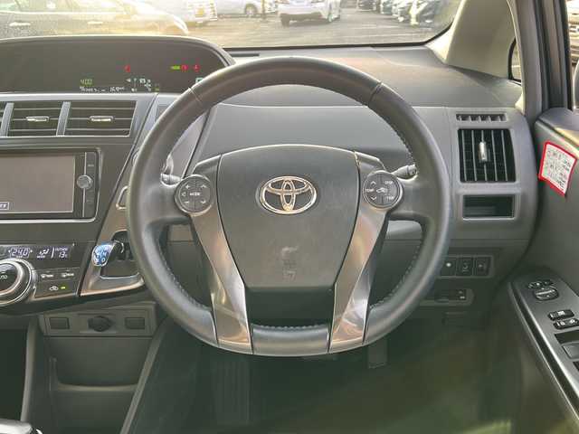 トヨタ プリウス α S チューンブラック 岐阜県 2014(平26)年 10.3万km ホワイトパールクリスタルシャイン 登録時走行距離：102867km/純正SDナビ（NSZT-W62G）/バックカメラ/フルセグテレビ・Bluetoth・CD・DVD/ビルトインETC/レーンキープアシスト/レザーシートカバー/純正フロアマット/LEDヘッドライト/オートライト/純正アルミホイール/プッシュスタート/スマートキー