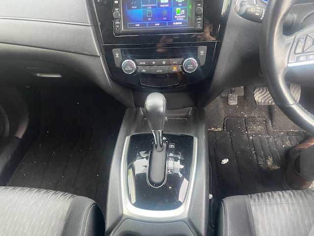 日産 エクストレイル ハイブリッド 20X 兵庫県 2017(平29)年 11.5万km ブリリアントホワイトパール