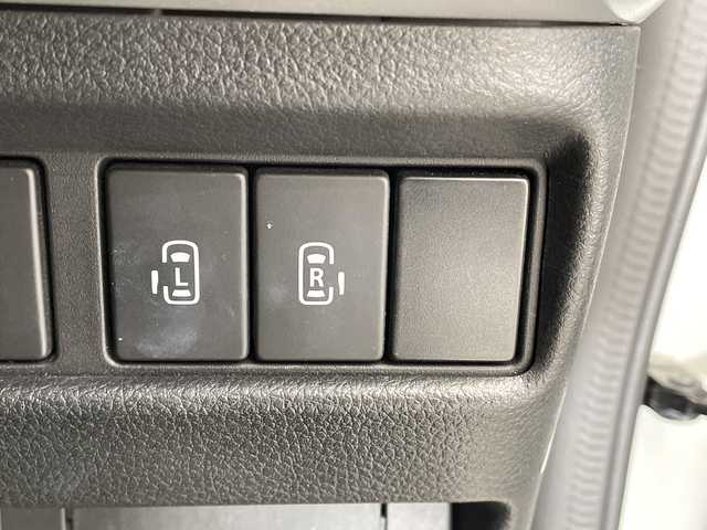 スズキ スペーシア カスタム HYBRID XS 栃木県 2018(平30)年 4.3万km ピュアホワイトP メモリナビ/(CD/DVD/フルセグTV/Bluetooth/SD)/衝突被害軽減ブレーキ/車線逸脱制御機能/後方コーナーセンサー/両側パワースライドドア/シートヒーター/禁煙車/オートライト/LEDヘッドライト/横滑り防止装置/フォグランプ/スマートキー/プッシュスタート/アイドリングストップ/ステアリングスイッチ/革巻きステアリング/電動格納ミラー/純正１５インチアルミホイール/フロアマット