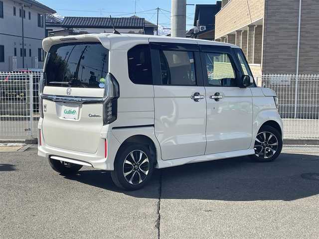 ホンダ Ｎ ＢＯＸ カスタム G L ターボ ホンダセンシング 静岡県 2018(平30)年 13.7万km プレミアムホワイトパールⅡ ワンオーナー/4WDターボ/純正メモリーナビ/CD/DVD/SD/USB/BT/フルセグTV/AppleCarPlay/純正ドライブレコーダー/両側パワースライドドア/ハーフレザー調シート/レーダークルーズコントロール/パドルシフト/ステアリングリモコン/バックカメラ/シートヒーター/プッシュスタート/ビルトインETC/オートライト/LEDヘッドライト/フォグライト