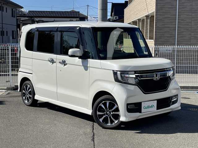 ホンダ Ｎ ＢＯＸ カスタム G L ターボ ホンダセンシング 静岡県 2018(平30)年 13.7万km プレミアムホワイトパールⅡ ワンオーナー/4WDターボ/純正メモリーナビ/CD/DVD/SD/USB/BT/フルセグTV/AppleCarPlay/純正ドライブレコーダー/両側パワースライドドア/ハーフレザー調シート/レーダークルーズコントロール/パドルシフト/ステアリングリモコン/バックカメラ/シートヒーター/プッシュスタート/ビルトインETC/オートライト/LEDヘッドライト/フォグライト