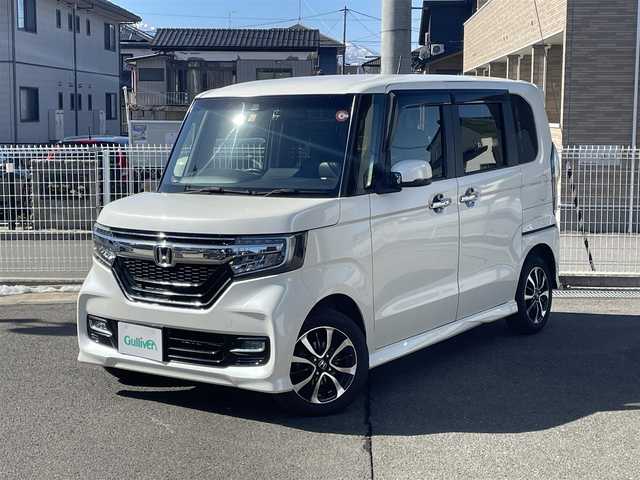 ホンダ Ｎ ＢＯＸ カスタム G L ターボ ホンダセンシング 静岡県 2018(平30)年 13.7万km プレミアムホワイトパールⅡ ワンオーナー/4WDターボ/純正メモリーナビ/CD/DVD/SD/USB/BT/フルセグTV/AppleCarPlay/純正ドライブレコーダー/両側パワースライドドア/ハーフレザー調シート/レーダークルーズコントロール/パドルシフト/ステアリングリモコン/バックカメラ/シートヒーター/プッシュスタート/ビルトインETC/オートライト/LEDヘッドライト/フォグライト