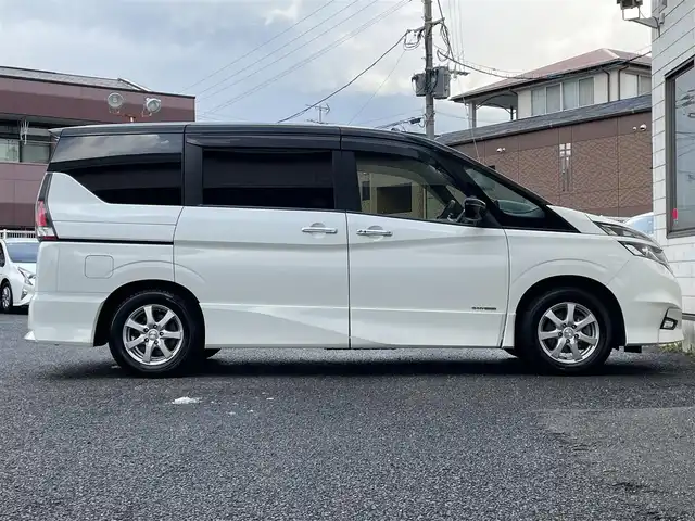 日産 セレナ