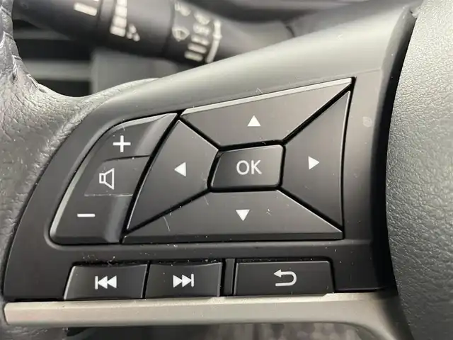 日産 ルークス HWS Gターボ アーバンクロム 富山県 2023(令5)年 4.5万km ホワイトパール 純正9型ディスプレイオーディオ（AM/FM/BT/USB）/全方位カメラ/ドライブレコーダー/ETC/片側パワースライドドア/レザーシート/衝突被害軽減システム/コーナーセンサー/横滑り防止装置/アイドリングストップ/純正アルミホイール/純正フロアマット/オートLEDライト/オートマチックハイビーム/フォグライト/革巻きステアリング/ステアリングスイッチ/スマートキー/スペアキー