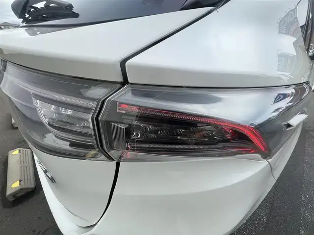 トヨタ ハリアー ハイブリッド プレミアム アドバンスドP 秋田県 2014(平26)年 10.6万km ホワイトパールクリスタルシャイン 純正ナビ/衝突軽減システム/LEDヘッドライト/４WD/全方位カメラ/スマートキー/ワンセグ/プッシュスタート/アイドリングストップ/純正アルミ/レーンキープアシスト/クルーズコントロール/コーナーセンサー/パーキングアシスト/MTモード付AT/D席パワーシート/フリップダウンモニター/ETC/ドライブレコーダー/純正フロアマット/純正ドアバイザー/パワーステアリング/パワーウィンドウ/オートエアコン/オートライト/横滑り防止/盗難防止装置/電動格納ウィンカーミラー