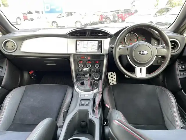スバル ＢＲＺ S 愛知県 2012(平24)年 9.9万km クリスタルブラックシリカ (株)IDOMが運営する【じしゃロン名古屋鳴海店】の自社ローン専用車両になりますこちらは現金またはオートローンご利用時の価格です。自社ローンご希望の方は別途その旨お申付け下さい/ワンオーナー/純正SDナビ【CN-H500WD】/・Bluetooth接続/・CD/DVD再生/・Photo再生機能/・AM/FMラジオ/・ハンズフリー通話機能/・HDDMusic再生/バックカメラ/シートヒーター/ETC/スマートキー×２/プッシュスタートキー/クルーズコントロール/盗難防止装置/社外マフラー