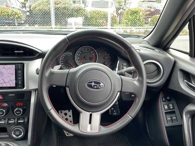 スバル ＢＲＺ S 愛知県 2012(平24)年 9.9万km クリスタルブラックシリカ (株)IDOMが運営する【じしゃロン名古屋鳴海店】の自社ローン専用車両になりますこちらは現金またはオートローンご利用時の価格です。自社ローンご希望の方は別途その旨お申付け下さい/ワンオーナー/純正SDナビ【CN-H500WD】/・Bluetooth接続/・CD/DVD再生/・Photo再生機能/・AM/FMラジオ/・ハンズフリー通話機能/・HDDMusic再生/バックカメラ/シートヒーター/ETC/スマートキー×２/プッシュスタートキー/クルーズコントロール/盗難防止装置/社外マフラー