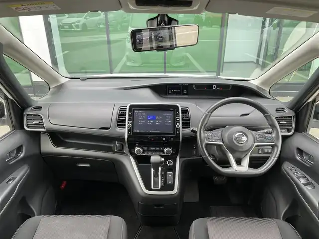 日産 セレナ ハイウェイスター プロパイロットED 香川県 2016(平28)年 5.3万km ブリリアントホワイトパール 2トーン 登録時走行距離：52658km/純正９インチナビ/純正フリップダウンモニター　/フルセグＴＶ　/ＥＴＣ　/アラウンドビューモニター　/プロパイロット　/両ハンズフリー/両側オートパワーススライド/デジタルインナーミラー　/純正ＡＷ　/ＬＥＤヘッドライト　/フォグライト/wサイドエアバック/横滑り防止