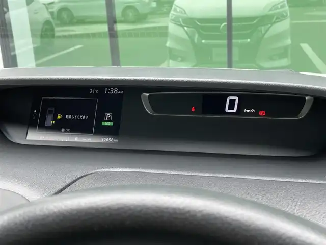 日産 セレナ ハイウェイスター プロパイロットED 香川県 2016(平28)年 5.3万km ブリリアントホワイトパール 2トーン 登録時走行距離：52658km/純正９インチナビ/純正フリップダウンモニター　/フルセグＴＶ　/ＥＴＣ　/アラウンドビューモニター　/プロパイロット　/両ハンズフリー/両側オートパワーススライド/デジタルインナーミラー　/純正ＡＷ　/ＬＥＤヘッドライト　/フォグライト/wサイドエアバック/横滑り防止