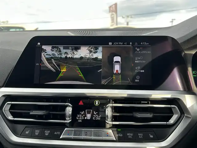 ＢＭＷ ＢＭＷ ３１８ｉ ツーリング Mスポーツ 宮崎県 2021(令3)年 5.3万km 白 純正メモリナビ/・Bluetooth /・USB/・AM FM/・ワイヤレス充電/全方位カメラ/・フロント/・サイド/・バック/ブラックレザーシート/・DN席パワーシート/・DN席シートヒーター /ライブコックピット/ブラインドスポットモニター/インテリジェントセーフティ/アダプティブクルーズコントロール/・レーンキープ/ヘッドアップディスプレイ/前後ユピテルドライブレコーダー/ミラー一体型ETC/アンビエントライト/パドルシフト/LEDヘッドライト/・オートライト/・オートハイビーム/純正19インチアルミホイール