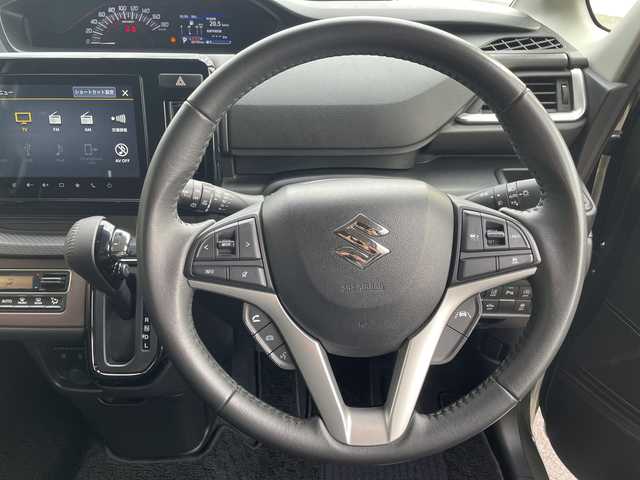 スズキ ソリオ バンディット HV MV 愛知県 2024(令6)年 2.3万km グレーⅡ スズキセーフティサポート/純正9型ディスプレイオーディオナビ/全方位カメラ/両側パワースライドドア/レーダークルーズコントロール/シートヒーター/ヘッドアップディスプレイ/純正アルミホイール/LEDヘッドライト/レーンキープアシスト/オートマチックハイビーム/衝突軽減システム/フルセグ/CD DVD/Bluetooth/ステアリングスイッチ/スマートキー/プッシュスタート
