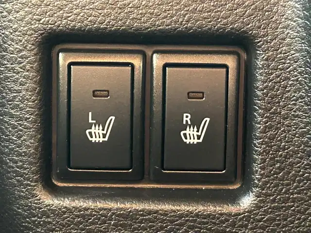 スズキ スペーシア ギア HYBRID XZターボ 愛媛県 2022(令4)年 2.5万km オフブルーメタリック/ガンメタリック2トーンルーフ ワンオーナー/純正ナビ（Bluetooth/フルセグTV）/両側パワースライドドア/ヘッドアップディスプレイ/バックカメラ/アダプティブクルーズコントロール/シートヒーター/純正フロアマット/純正14インチアルミホイール/パドルシフト/ステアリングリモコン/後席用テーブル/ルーフレール/リアセンサー/LEDヘッドライト/スマートキー