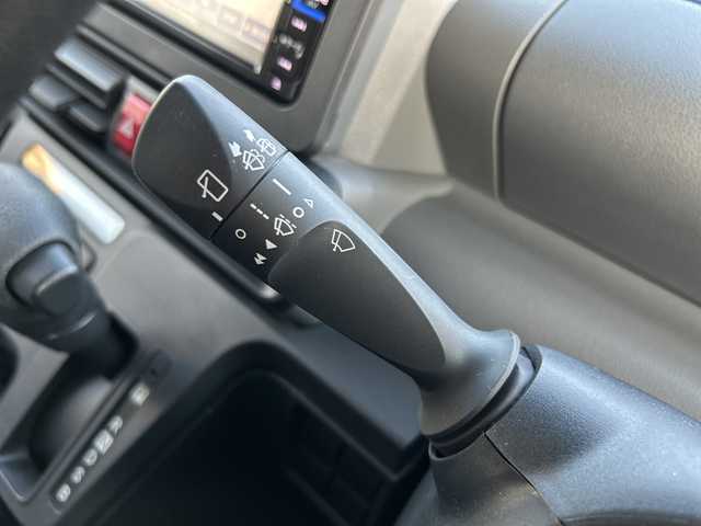 ダイハツ タント X 栃木県 2019(令1)年 6.8万km シャイニングホワイトパール 純正ナビ/フルセグＴＶ/Ｂｌｕｅｔｏｏｔｈ/アラウンドビューモニター/ＥＴＣ/ＵＳＢ入力端子/片側パワースライドドア/純正フロアマット/アイドリングストップ/ＬＥＤヘッドライト/コーナーセンサー/ABS/横滑り防止機能/オートライト/衝突被害軽減システム