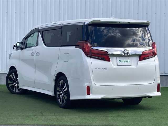 トヨタ アルファード S Cパッケージ 鳥取県 2020(令2)年 5.3万km ホワイトパールクリスタルシャイン 登録時走行距離：52383km/メーカー純正ディスプレイオーディオ/　CD DVD BT フルセグTV/バックカメラ/Wサンルーフ/両側パワースライドドア/パワーバックドア/12.1型純正フリップダウンモニター/デジタルインナーミラー/ビルトインETC/前後ドライブレコーダー/置くだけ充電/プリクラッシュセーフティシステム/レーントレーシングアシスト/レーダークルーズコントロール/ブラインドスポットモニター/パーキングサポートブレーキ/リアクロストラフィックアラート/ロードサインアシスト/木目革巻きコンビステアリング/ステアリングスイッチ/ステアリングヒーター/LEDヘッドライト/オートライト/フォグランプ/オートハイビーム/MTモード付AT/オートホールド機能付き電子パーキングブレーキ/横滑り防止装置/ブラックレザーシート/運転席助手席パワーシート/運転席シートメモリ/運転席助手席シートヒーター/運転席助手席エアシート/2列目シートオットマン/プッシュスタート/スマートキー/スペアキー/スペアタイヤ/新車時保証書/ワンオーナー