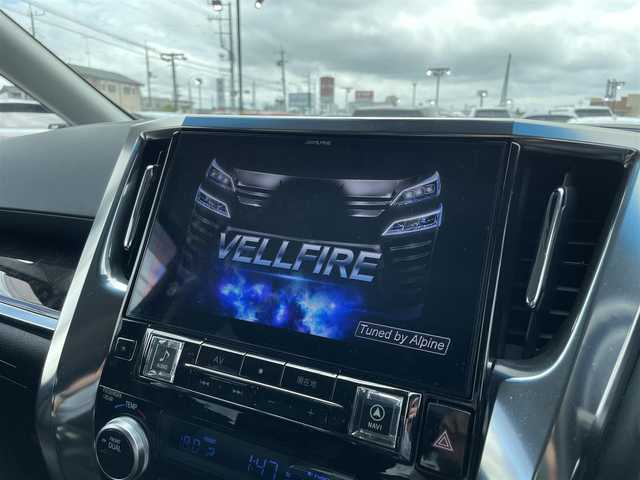 トヨタ ヴェルファイア Z Gエディション 茨城県 2018(平30)年 6.4万km ブラック ・社外アルパインナビ/（フルセグTV　BT CD DVD）/・アルパイン製フリップダウンモニター/・バックカメラ/・前席パワーシート/・前席シートヒーター ベンチレーション/・両側パワースライドドア/・パワーバックドア/・衝突被害軽減ブレーキ/・レーダークルーズコントロール/・レーンアシスト/・オートマチックハイビーム/・Wサンルーフ/・黒革シート/・ドラレコ/・ビルトインETC/・ステアリングヒーター/・コーナーセンサー/・スペアキー有