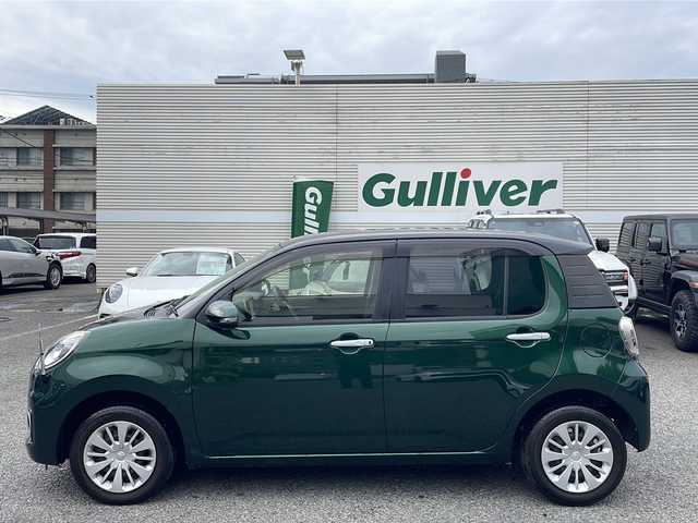 トヨタ パッソ モーダ　S 鹿児島県 2017(平29)年 2.3万km ブラックマイカメタリック/ダークエメラルドマイカ 2トーン 純正SDナビ（ワンセグ/BT/CD/FM/AM）/【NSCD-W66】/プリクラッシュセーフティ/プッシュスタート/スマートキー/スペアキー/ドライブレコーダー/社外AW付スタッドレスタイヤ積載/ETC