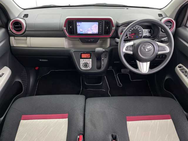 トヨタ パッソ モーダ　S 鹿児島県 2017(平29)年 2.3万km ブラックマイカメタリック/ダークエメラルドマイカ 2トーン 純正SDナビ（ワンセグ/BT/CD/FM/AM）/【NSCD-W66】/バックカメラ/コーナーセンサー/プリクラッシュセーフティ/プッシュスタート/スマートキー/ベンチシート/ドライブレコーダー/LEDヘッドライト/レーンキープアシスト/社外AW付スタッドレスタイヤ積載/ビルドインETC/スペアキー1本