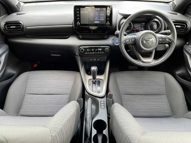 トヨタ ヤリス ハイブリッド Z 新潟県 2022(令4)年 3.7万km ブラック 4WD/純正ディスプレイオーディオ/BT/USB/バックカメラ/ETC/衝突被害軽減ブレーキ/レーンキープアシスト/レーダークルーズコントロール/シートヒーター /ステアリングスイッチ/コーナーセンサー/スマートキー/プッシュスタート/LEDヘッドライト/オートライト/オートハイビーム