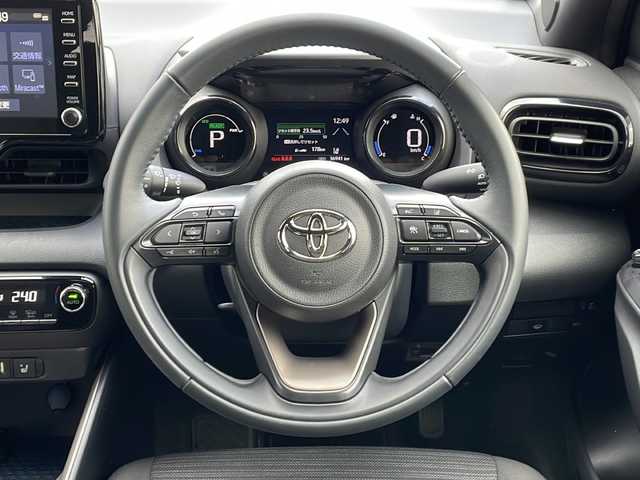 トヨタ ヤリス ハイブリッド Z 新潟県 2022(令4)年 3.7万km ブラック 4WD/純正ディスプレイオーディオ/BT/USB/バックカメラ/ETC/衝突被害軽減ブレーキ/レーンキープアシスト/レーダークルーズコントロール/シートヒーター /ステアリングスイッチ/コーナーセンサー/スマートキー/プッシュスタート/LEDヘッドライト/オートライト/オートハイビーム