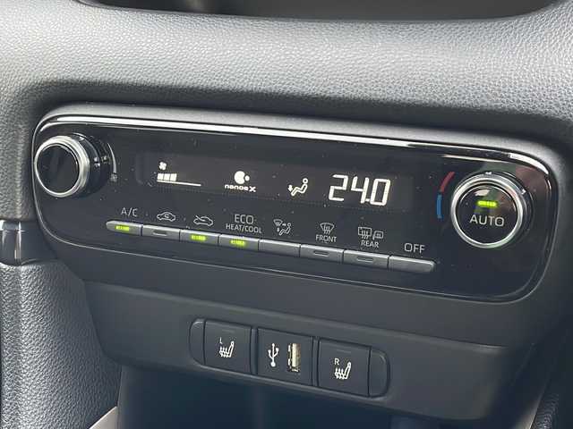 トヨタ ヤリス ハイブリッド Z 新潟県 2022(令4)年 3.7万km ブラック 4WD/純正ディスプレイオーディオ/BT/USB/バックカメラ/ETC/衝突被害軽減ブレーキ/レーンキープアシスト/レーダークルーズコントロール/シートヒーター /ステアリングスイッチ/コーナーセンサー/スマートキー/プッシュスタート/LEDヘッドライト/オートライト/オートハイビーム