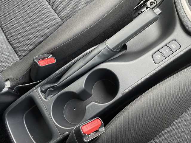 トヨタ ヤリス ハイブリッド Z 新潟県 2022(令4)年 3.7万km ブラック 4WD/純正ディスプレイオーディオ/BT/USB/バックカメラ/ETC/衝突被害軽減ブレーキ/レーンキープアシスト/レーダークルーズコントロール/シートヒーター /ステアリングスイッチ/コーナーセンサー/スマートキー/プッシュスタート/LEDヘッドライト/オートライト/オートハイビーム