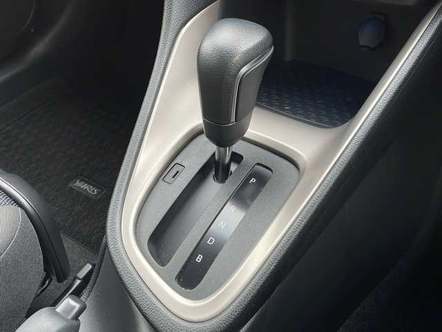 トヨタ ヤリス ハイブリッド Z 新潟県 2022(令4)年 3.7万km ブラック 4WD/純正ディスプレイオーディオ/BT/USB/バックカメラ/ETC/衝突被害軽減ブレーキ/レーンキープアシスト/レーダークルーズコントロール/シートヒーター /ステアリングスイッチ/コーナーセンサー/スマートキー/プッシュスタート/LEDヘッドライト/オートライト/オートハイビーム