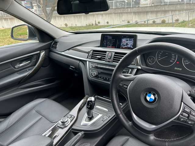 ＢＭＷ ３２０ｄ Bパフォーマンス ラグジュアリー 茨城県 2014(平26)年 4.2万km アルピンホワイトⅢ Luxuryエクステリアバッジ/Luxury専用フロントエプロン・リヤスカート/前席パワーシート/前席シートヒーター/ミラー型ETC/スピードリミッター/黒革シート/PDC