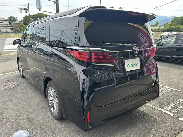 トヨタ アルファード Z 神奈川県 2025(令7)年 0.1万km ブラック ・純正ナビ（BT/USB/フルセグ）/・全方位カメラ/・両側電動スライドドア/・デジタルインナーミラー/・レーダークルーズコントロール/・パワーバックドア/・後席パワーシート・ヒーター・クーラー/・オットマン/・LEDヘッドライト/・横滑り防止装置/・レーンキープアシスト/・衝突軽減システム/・コーナーセンサー/・ガラスルーフ/・オートマチックハイビーム/・ETC2.0/・スマートキーｘ２/・WAC/・保証書
