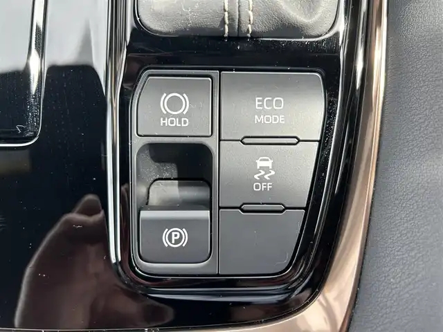 トヨタ アルファード Z 神奈川県 2025(令7)年 0.1万km ブラック ・純正ナビ（BT/USB/フルセグ）/・全方位カメラ/・両側電動スライドドア/・デジタルインナーミラー/・レーダークルーズコントロール/・パワーバックドア/・後席パワーシート・ヒーター・クーラー/・オットマン/・LEDヘッドライト/・横滑り防止装置/・レーンキープアシスト/・衝突軽減システム/・コーナーセンサー/・ガラスルーフ/・オートマチックハイビーム/・ETC2.0/・スマートキーｘ２/・WAC/・保証書