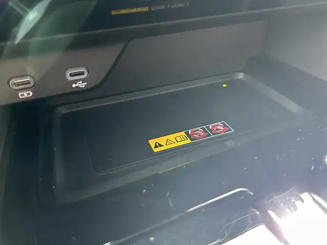 トヨタ アルファード Z 神奈川県 2025(令7)年 0.1万km ブラック ・純正ナビ（BT/USB/フルセグ）/・全方位カメラ/・両側電動スライドドア/・デジタルインナーミラー/・レーダークルーズコントロール/・パワーバックドア/・後席パワーシート・ヒーター・クーラー/・オットマン/・LEDヘッドライト/・横滑り防止装置/・レーンキープアシスト/・衝突軽減システム/・コーナーセンサー/・ガラスルーフ/・オートマチックハイビーム/・ETC2.0/・スマートキーｘ２/・WAC/・保証書