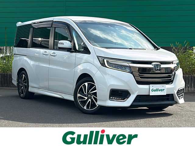 ホンダ ステップワゴン スパーダ クルスピセンシング 茨城県 2017(平29)年 6.9万km プラチナホワイトパール HONDA SENSING/-衝突軽減ブレーキ/-誤発進抑制機能/-歩行者事故低減ステアリング/-アダプティブクルーズコントロール/-車線維持支援システム/-路外逸脱抑制機能/-先行車発信お知らせ機能/-標識認識機能/-フロントセンサーカメラ/-レーダーセンサー/後席10.2V型フリップダウンモニター/社外７インチＳＤナビ/-Ｂｌｕｅｔｏｏｔｈ/Blu-ray/フルセグ/ＣＤ/DVD/バックカメラ/LEDオートライト/オートハイビーム/DN席シートヒーター/純正１７インチアルミホイール/パドルシフト/ビルトインETC