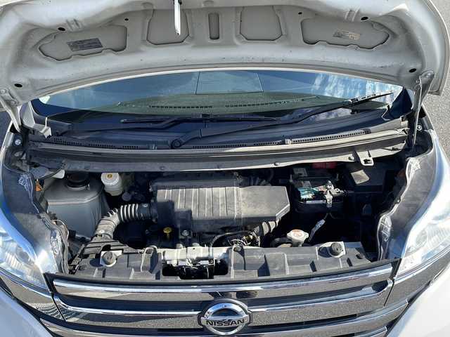 日産 デイズ ルークス ハイウェイスターX Gパッケージ 山口県 2016(平28)年 9.5万km ホワイトパール 社外メモリナビ/全周囲カメラ/Ｂｌｕｅｔｏｏｔｈ/フルセグＴＶ/スマートキー/プッシュスタート/両側パワースライドドア/ＨＩＤヘッドライト/フォグライト/オートライト/純正１５インチAW/衝突軽減ブレーキ/アイドリングストップ/横滑り防止装置/保証書・取説/スペアキー1個