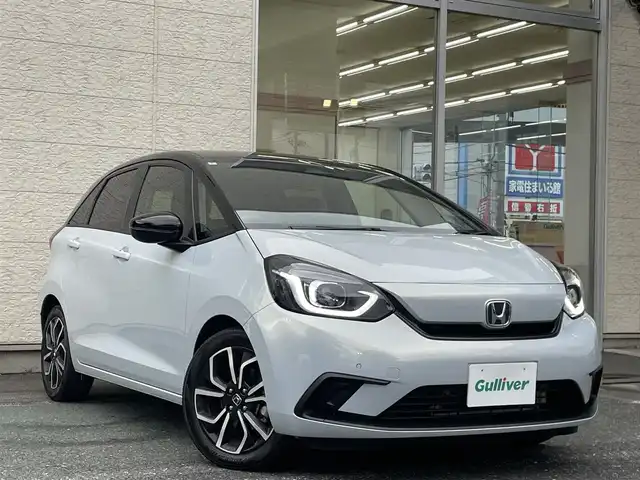 ホンダ フィット ホーム 埼玉県 2020(令2)年 3.1万km プレミアムサンライトホワイトパール /ワンオーナー//純正9型メモリナビ//フルセグTV//バックカメラ//CD/DVD/Bluetooth//アダプティブクルーズコントロール//ビルトインETC//スマートキーx2//LEDヘッドライト//CMBS衝突軽減ブレーキ//LKAS車線維持支援システム//クリアランスソナー//W.サイド.カーテンエアバッグ//ABS//横滑り防止装置//前後ドライブレコーダー//オートライト//プライバシーガラス//純正16インチAW//新車時保証書//取扱説明書//ナビ取説