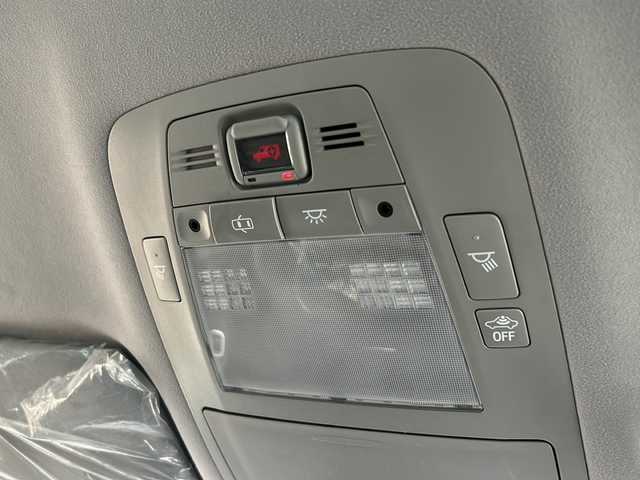 トヨタ クラウン ハイブリッド アスリートG 静岡県 2014(平26)年 10.4万km ホワイトパールクリスタルシャイン 純正マルチ/・ナビゲーション/・フルセグTV/・HDD記録/・FM/AM/・CD/DVD/・USB/・Bluetooth/主要装備/・バックカメラ/・ＥＴＣ/・クリアランスソナー/・シートヒーター＆ベンチレーション/・前席パワーシート/・追従クルコン/・ハンドルヒーター/・黒革/・プリクラッシュセーフティ/・１８インチアルミ/・オートライト/・フォグランプ/・サイドカーテンエアバッグ/・ＭＴモード付ＡＴ/・キセノンヘッドライト/・電動チルト＆テレスコピックステアリング