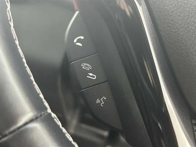 ホンダ ヴェゼル ハイブリッド Z ホンダセンシング 埼玉県 2020(令2)年 6.9万km プラチナホワイトパール 社外ナビ　衝突軽減　ＡＣＣ　バックカメラ　ＥＴＣ　ハーフレザー　前席シートヒーター　前後ドラレコ　パドルシフト　スマートキー　純正フロアマット　純正１７インチＡＷ　オートライト　ＣＤ　ＤＶＤ　ＢＴ