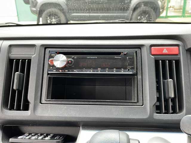 ホンダ Ｎ ＷＧＮ G Aパッケージ 大阪府 2015(平27)年 3.5万km カトラリーシルバーM 社外オーディオ(DEH-5500)/・AM/FM/CD/ETC/前後ドライブレコーダー/アイドリングストップ/横滑り防止装置/盗難防止装置/キセノンヘッドライト/オートライト/オートエアコン/プッシュスタートボタン/スマートキー×2/12V充電器/純正フロアマット/ドアバイザー/保証書/スペアキー