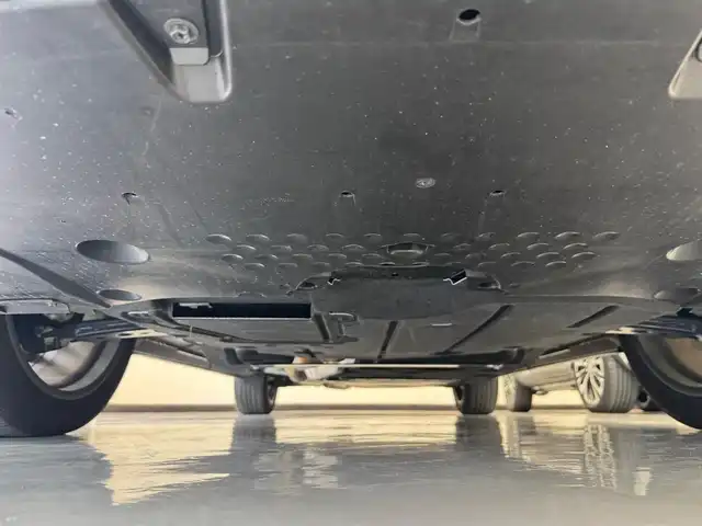 レクサス ＲＸ 350h バージョンL 滋賀県 2025(令7)年 1万km グラファイトブラックガラスフレーク ワンオーナー/改良後モデル/パノラマルーフ（チルト&アウタースライド式）/マークレビンソンサウンドシステム/ソリスホワイトセミアリン本革シート/デジタルインナーミラー/純正前後ドライブレコーダー/輻射ヒーター/電動セカンドシート/ルーフレール/寒冷地仕様/ダークグレーメタリック切削光輝21インチ純正アルミ/スカッフイルミネーション/14インチタッチディスプレウオーディオ/　コネクティッドナビプラス フルセグ Bluetooth /シースルービューパノラミックビューモニター/カラーヘッドアップディスプレイ/Lexusチームメイト/アドバンスドドライブ/アドバンスドパーク/Lexus Safety Sense /プリクラッシュセーフティ/レーンディパーチャーアラート/レーントレーシングアシスト/レーンチェンジアシスト/レーダークルーズコントロール/アダプティブハイビームシステム/フロントクロストラフィックアラート/アダクティブドライビングアシスト/ブラインドスポットモニター/スマートキー×2/クラッツィオフロアマット/