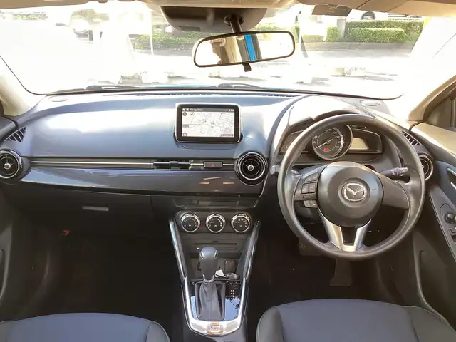 マツダ デミオ 13S 福島県 2015(平27)年 6.7万km ダイナミックブルーマイカ  ワ ン オ ー ナ ー/ 4     W     D/ 純 正 ナ ビ・フ ル セ グ T V/ E     T     C/ ス マ ー ト キ ー/ 衝 突 被 害 軽 減 ブ レ ー キ/ ア イ ド リ ン グ ス ト ッ プ/ 新 車 保 証 書/ 取 扱 説 明 書