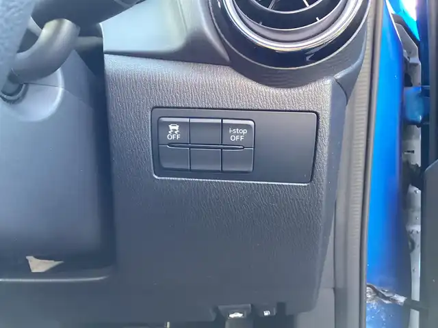 マツダ デミオ 13S 福島県 2015(平27)年 6.7万km ダイナミックブルーマイカ  ワ ン オ ー ナ ー/ 4     W     D/ 純 正 ナ ビ・フ ル セ グ T V/ E     T     C/ ス マ ー ト キ ー/ 衝 突 被 害 軽 減 ブ レ ー キ/ ア イ ド リ ン グ ス ト ッ プ/ 新 車 保 証 書/ 取 扱 説 明 書