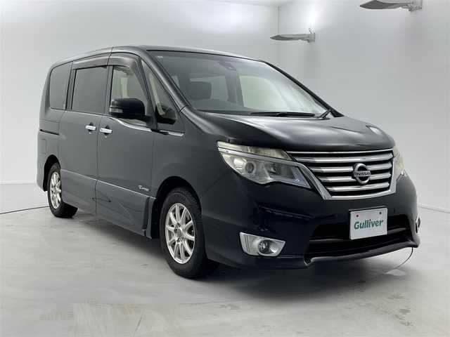 日産 セレナ HWS S HV Vセレ +SeftyⅡ 福井県 2016(平28)年 12.6万km ダイヤモンドブラック 純正ナビ/型式：MM515D-L/【AM/FM/CD/DVD/Bluetooth/フルセグTV】/アラウンドビューモニター/純正フリップダウンモニター/ETC/両側パワースライドドア/プッシュスタート/スマートキー/オートライト/キセノンヘッドライド/シートカバー（ブラック）/アイドリングストップ