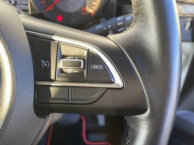 スズキ ジムニー XC 静岡県 2020(令2)年 1.1万km シフォンアイボリーM /社外ナビ/地デジTV//社外CD/DVD/Bluetooth//バックカメラ//レーダーセーフティサポート//レーンキープアシスト//純正16インチAW//クルーズコントロール//LEDヘッドライト//ETC//スマートキー//スペアキー