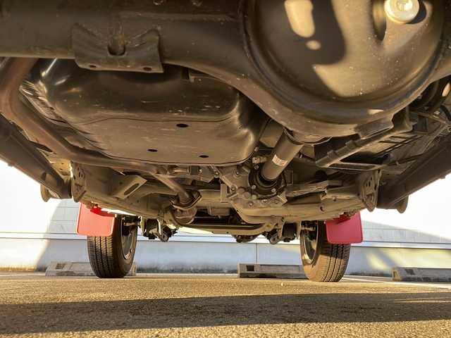 スズキ ジムニー XC 静岡県 2020(令2)年 1.1万km シフォンアイボリーM /社外ナビ/地デジTV//社外CD/DVD/Bluetooth//バックカメラ//レーダーセーフティサポート//レーンキープアシスト//純正16インチAW//クルーズコントロール//LEDヘッドライト//ETC//スマートキー//スペアキー