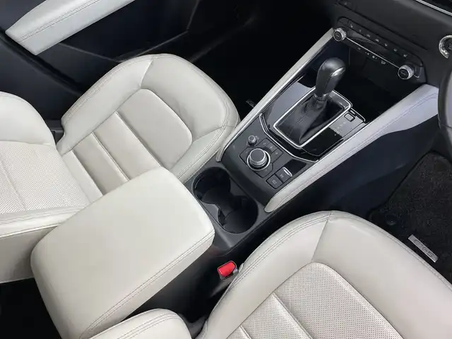 マツダ ＣＸ－５ XD Lパッケージ 新潟県 2021(令3)年 3.1万km ソウルレッドクリスタルM 純正メモリナビ（Bluetooth・USB）/アラウンドビューモニター　/衝突被害軽減システム　/合皮シート　/前席パワーシート/前席シートヒーター　/D席メモリーシート　/電動リアゲート/純正前後ドライブレコーダー　/LEDオートライト　/オートマチックハイビーム/レーンキープアシスト　/追従クルーズコントロール/前後コーナーセンサー/ブラインドスポットモニター/ヘッドアップディスプレイ/ETC/アイドリングストップ/ステアリングヒーター/レザーステアリング/パドルシフト/MTモード付AT/純正フロアマット/純正１９インチアルミホイール/スマートキー/スペアキー/保証書/取扱説明書