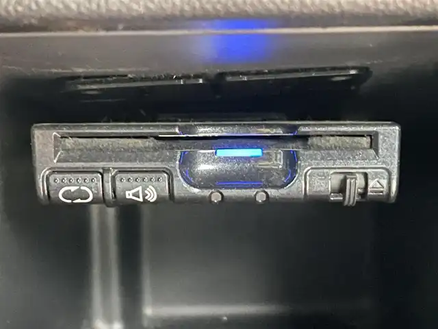 ダイハツ タント カスタム RS SA 福島県 2014(平26)年 5.6万km パールホワイトⅢ スマートアシスト/・衝突警報機能/衝突回避支援ブレーキ機能/・誤発進抑制制御機能（前方・後方）/・車線逸脱警報機能/・オートハイビーム/・先行車発進お知らせ機能/純正８インチナビ/・型番：NSZN-W64DB/・フルセグ/CD/DVD/SD/USB/BT/FM/AM/・バックカメラ/・ＥＴＣ/両側パワースライドドア/・後席サンシェード/革巻きステアリング/・ステアリングスイッチ/ＬＥＤヘッドライト/・フォグランプ/・オートライト/プッシュスタート/・スマートキー/電動格納ミラー/・ウィンカーミラー/純正フロアマット/純正ドアバイザー