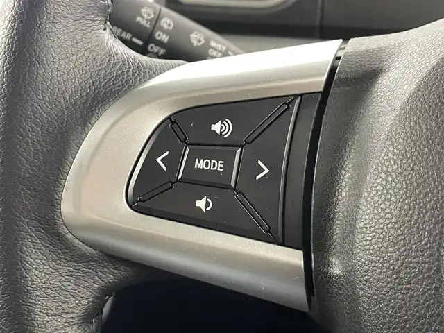 ダイハツ タント カスタム RS SA 福島県 2014(平26)年 5.6万km パールホワイトⅢ スマートアシスト/・衝突警報機能/衝突回避支援ブレーキ機能/・誤発進抑制制御機能（前方・後方）/・車線逸脱警報機能/・オートハイビーム/・先行車発進お知らせ機能/純正８インチナビ/・型番：NSZN-W64DB/・フルセグ/CD/DVD/SD/USB/BT/FM/AM/・バックカメラ/・ＥＴＣ/両側パワースライドドア/・後席サンシェード/革巻きステアリング/・ステアリングスイッチ/ＬＥＤヘッドライト/・フォグランプ/・オートライト/プッシュスタート/・スマートキー/電動格納ミラー/・ウィンカーミラー/純正フロアマット/純正ドアバイザー